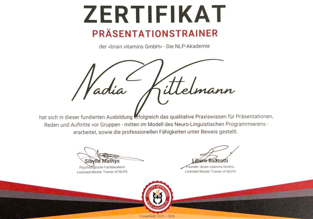 Zertifikat Präsentationstrainer der brain vitamins GmbH – Die NLP-Akademie, ausgestellt für Nadia Kittelmann